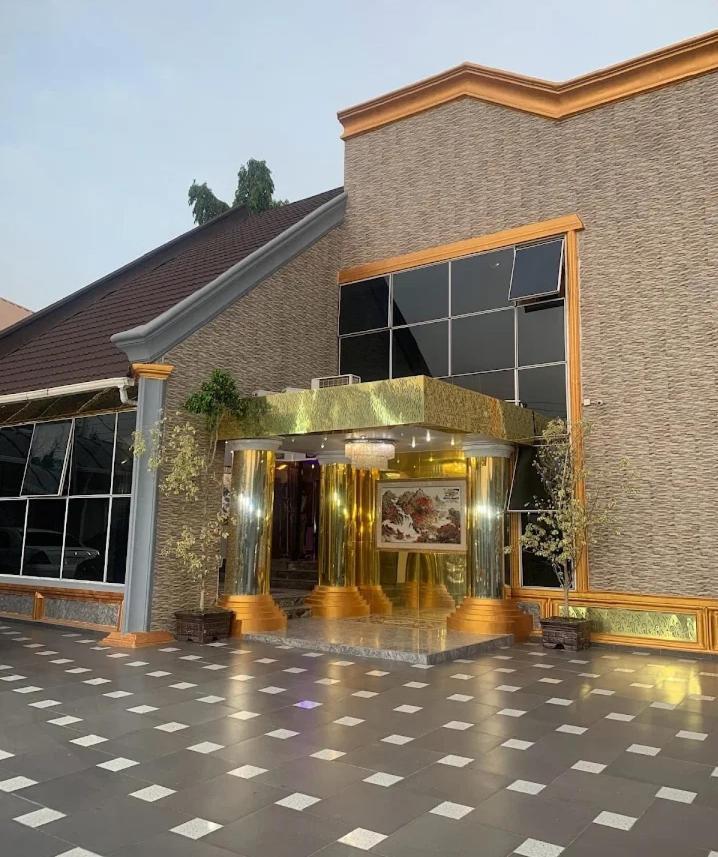 E-Suites Hotel, Abudża Zewnętrze zdjęcie