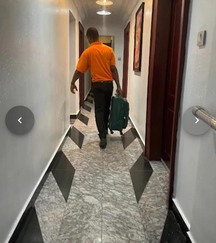 E-Suites Hotel, Abudża Zewnętrze zdjęcie