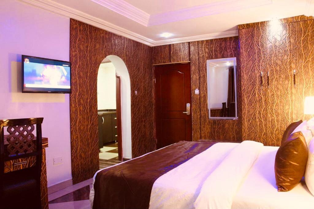 E-Suites Hotel, Abudża Zewnętrze zdjęcie